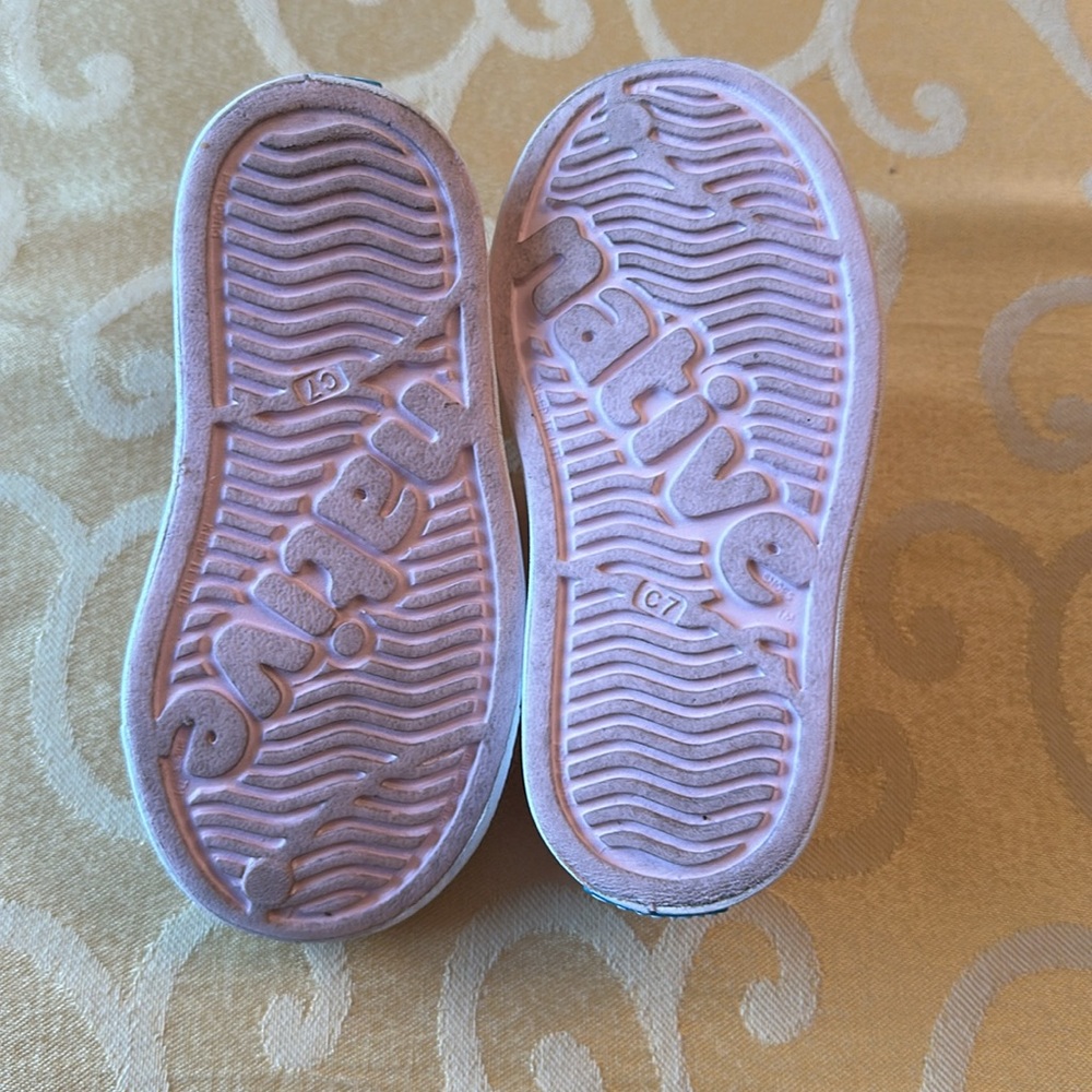 Native Waterproof Slip-ons - Picture 3 of 4